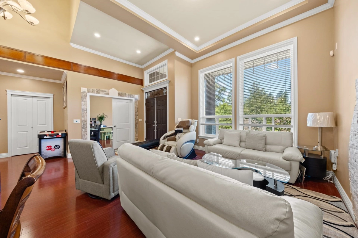 Powder Room Photo of 14498 78 Avenue, Surrey, BC