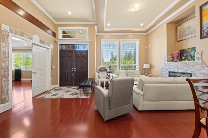 Guest Bathroom Photo of 14498 78 Avenue, Surrey, BC