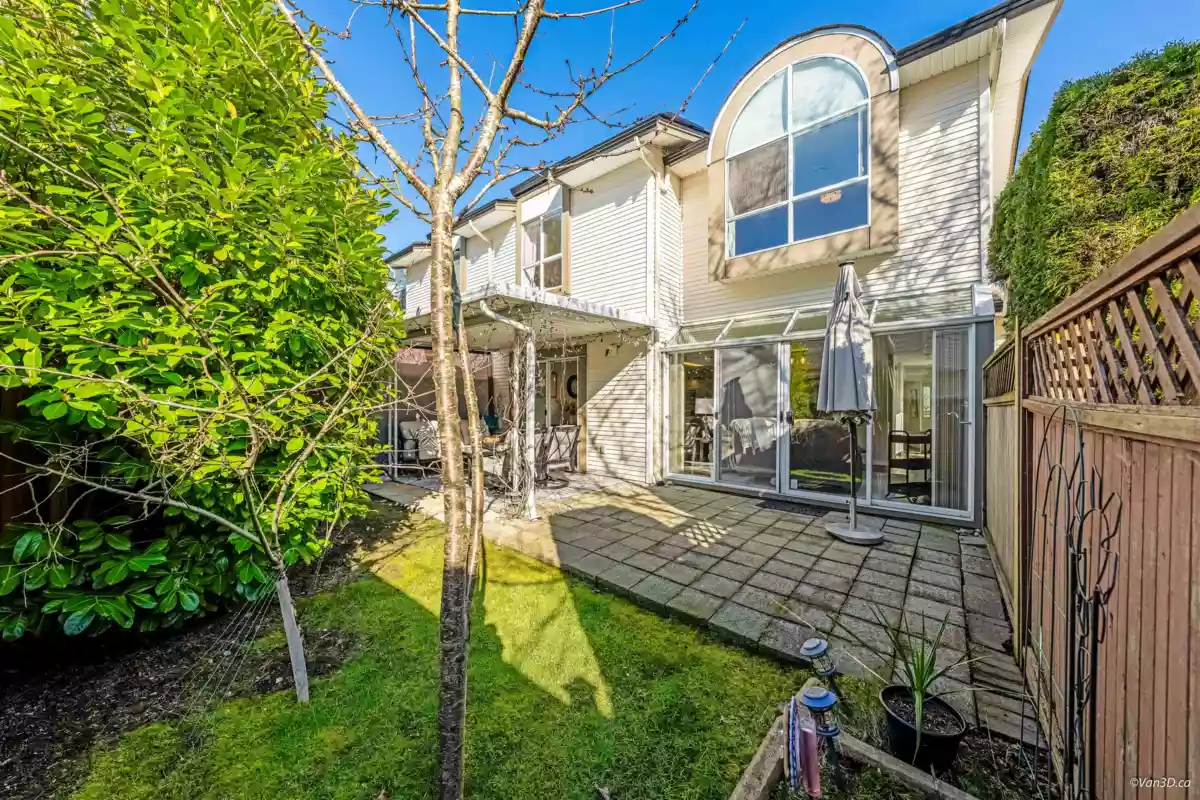 Basement Recreation Room Photo of 16 20881 87 Avenue, Langley, BC