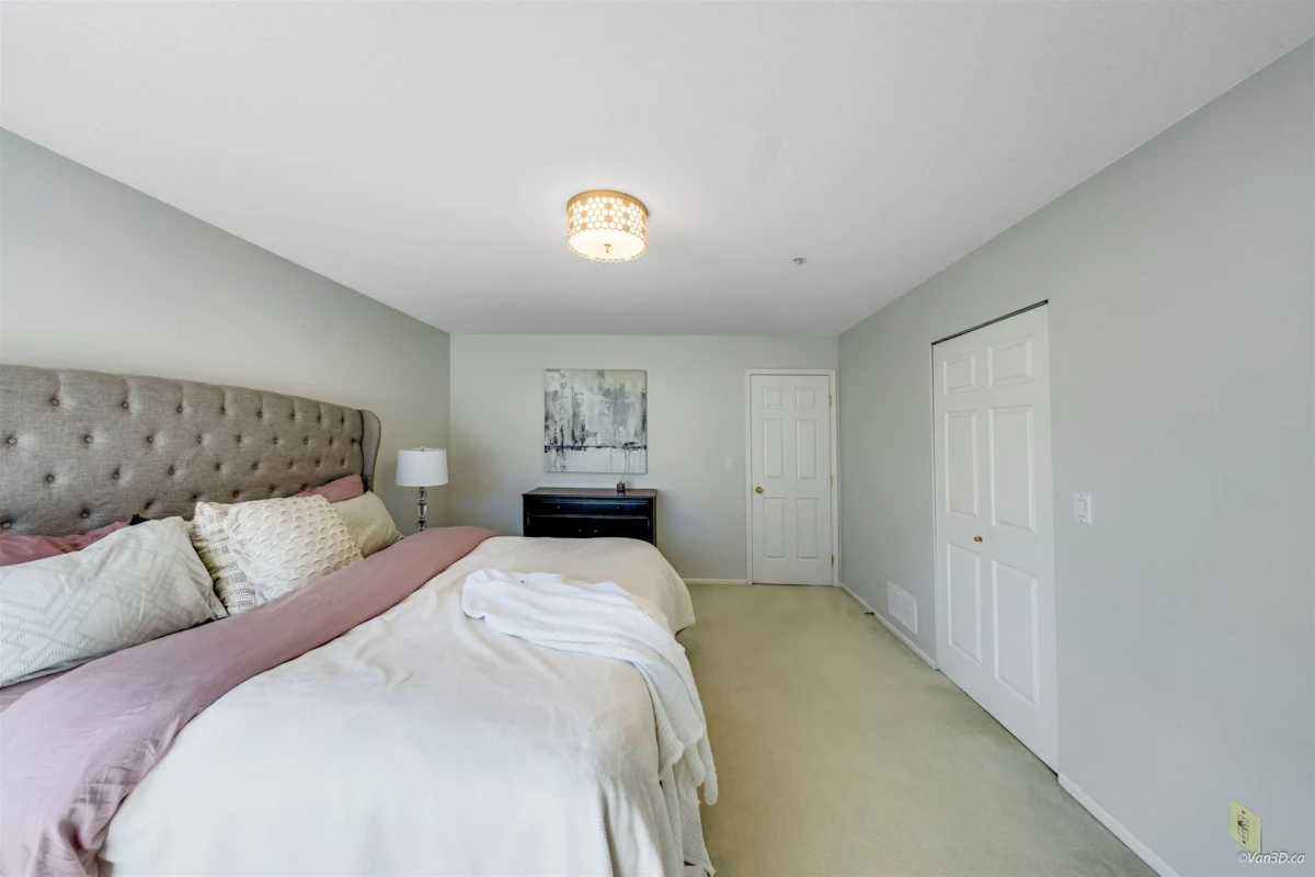 Hallway Photo of 16 20881 87 Avenue, Langley, BC