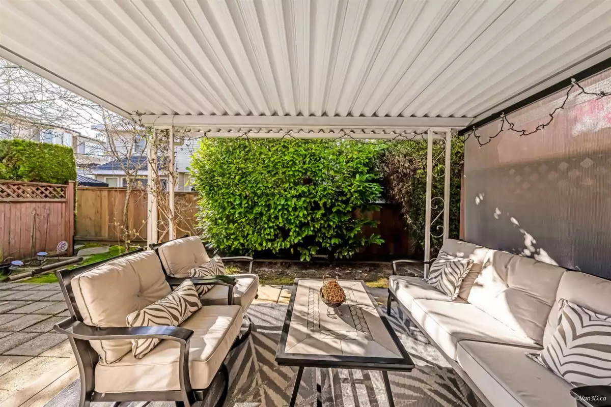 Powder Room Photo of 16 20881 87 Avenue, Langley, BC