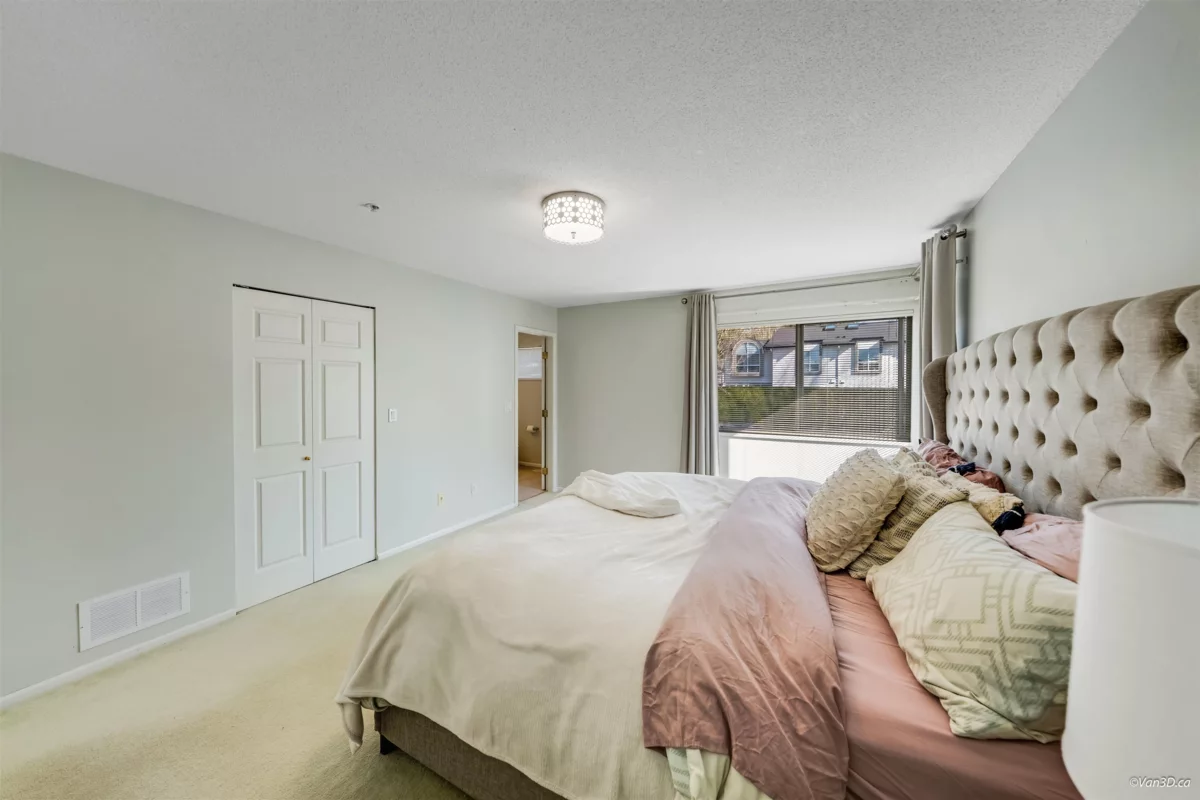 Staircase Photo of 16 20881 87 Avenue, Langley, BC