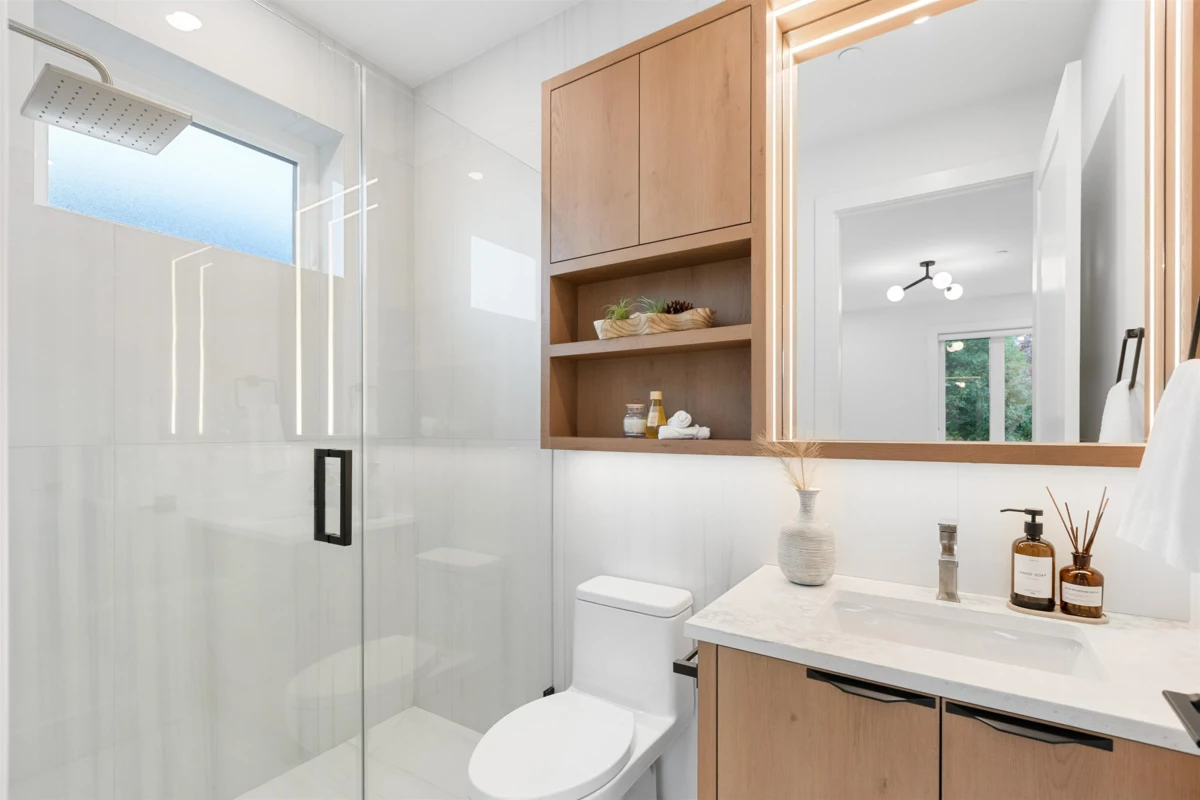 Bedroom 3 Photo of 1 2435 Napier Street, Vancouver, BC