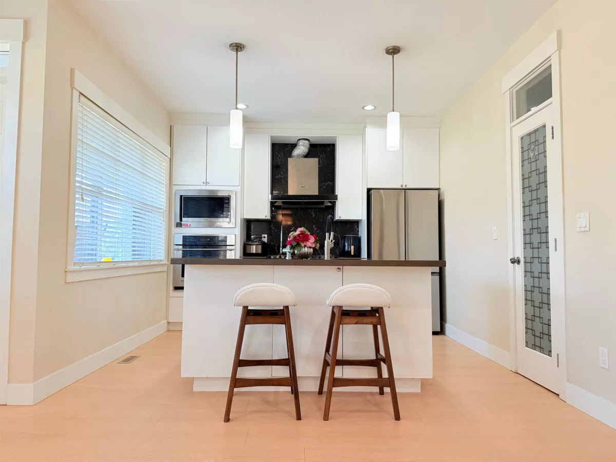 Breakfast Nook Photo of 21 15988 32 Avenue, Surrey, BC