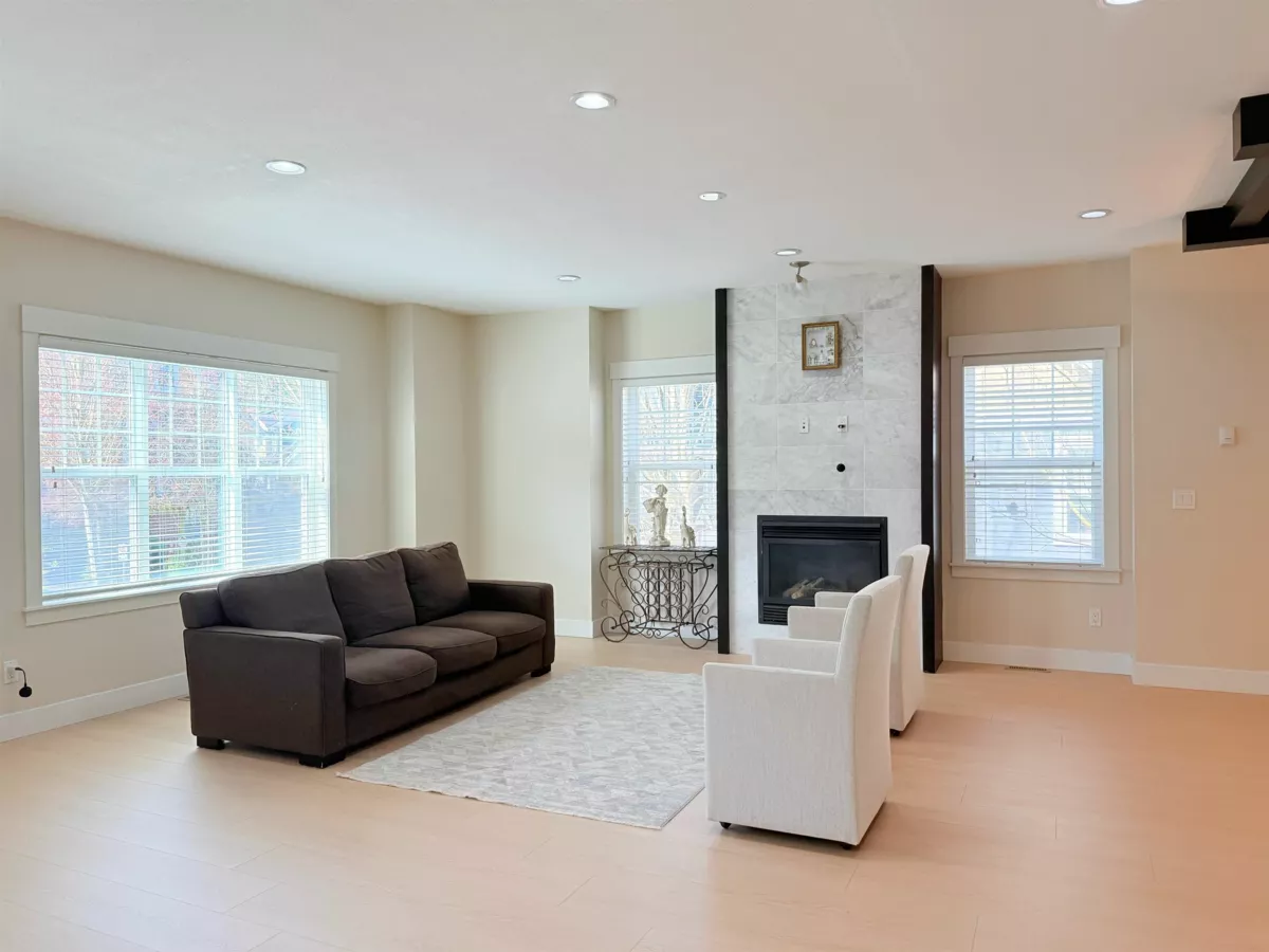 Living Room Photo of 21 15988 32 Avenue, Surrey, BC