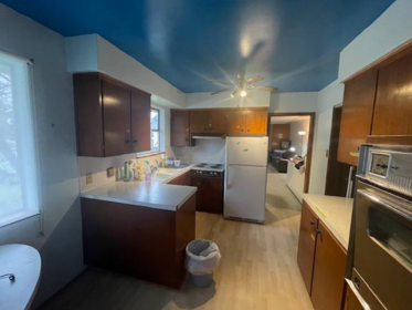 Kitchen Photo of 10371 Sealord Place, Richmond, BC