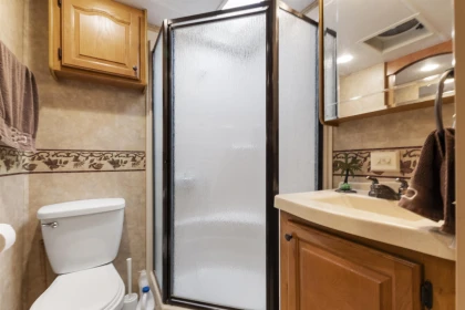 Guest Bathroom Photo of 141 1436 Frost Road, Chilliwack, BC