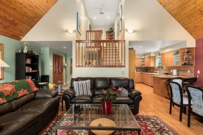 2813 Clifftop Lane, Whistler, BC, Whistler — Single Family Residence for sale
