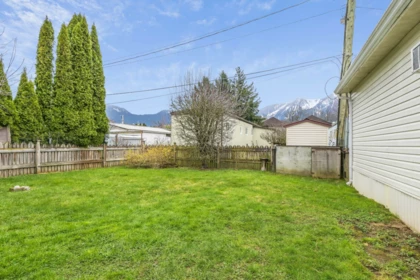 Laundry Room Photo of 12 6900 Inkman Road, Agassiz, BC