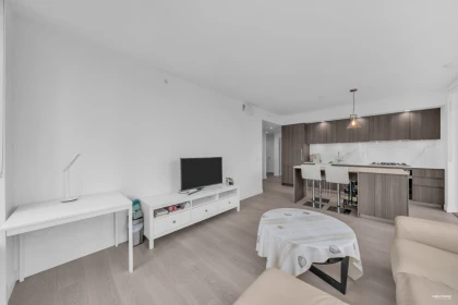 Laundry Room Photo of 909 6537 Telford Avenue, Burnaby, BC