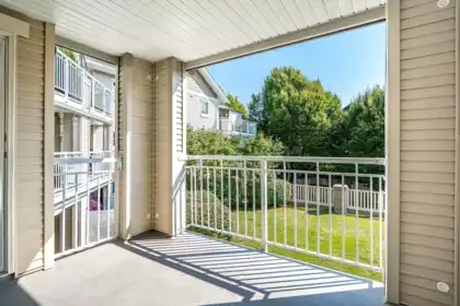 Front Yard Photo of 213 19750 64 Avenue, Langley, BC