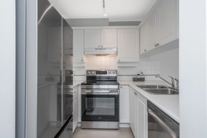 Walk-In Closet Photo of 213 19750 64 Avenue, Langley, BC