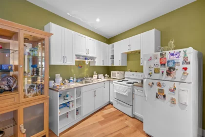 Laundry Room Photo of 1329 Appin Road, North Vancouver, BC