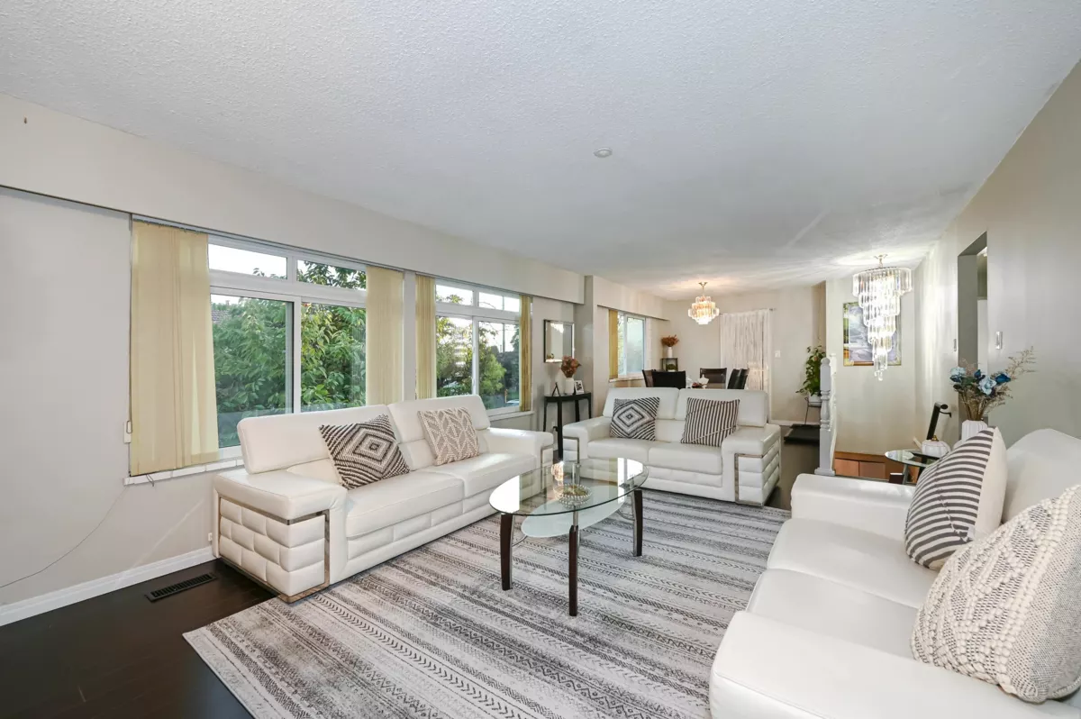 Family Room Photo of 2295 E 48th Avenue, Vancouver, BC