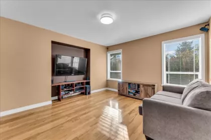 Kitchen Photo of 14906 83a Avenue, Surrey, BC