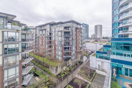 Outdoor Deck Photo of 604 1500 Martin Street, White Rock, BC
