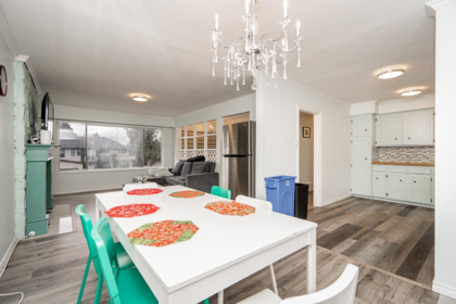 Breakfast Nook Photo of 11310 Loughren Drive, Surrey, BC