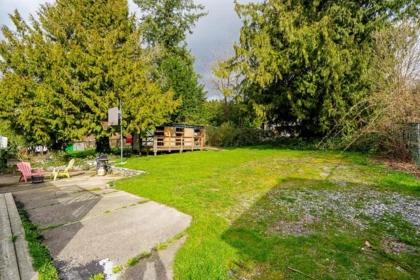 Swimming Pool Photo of 11310 Loughren Drive, Surrey, BC