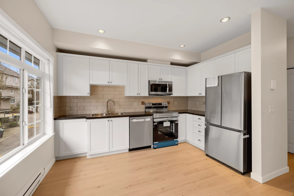 Family Room Photo of 36 6852 193 Street, Surrey, BC