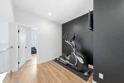 Hallway Photo of 32 33209 Cherry Avenue, Mission, BC