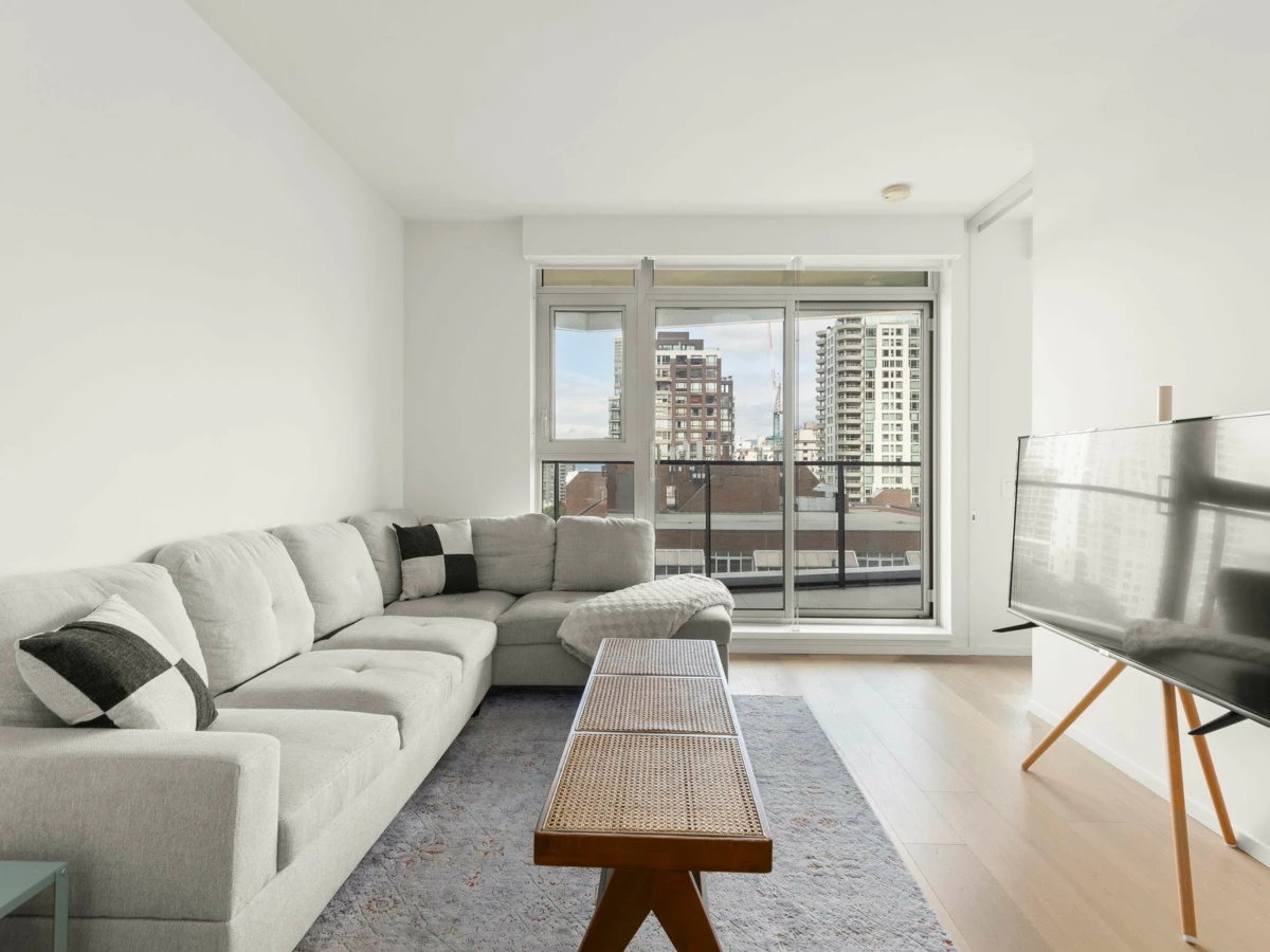 Family Room Photo of 1104 889 Pacific Street, Vancouver, BC