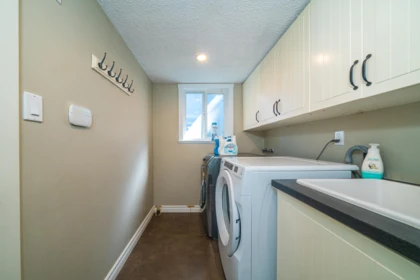 Powder Room Photo of 9288 Romaniuk Drive, Richmond, BC