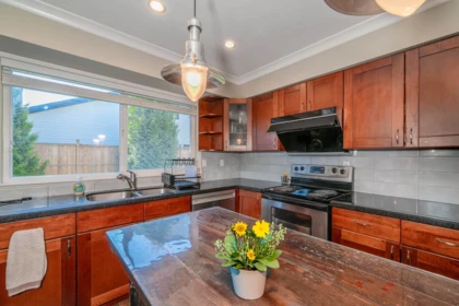 Primary Bathroom Photo of 9288 Romaniuk Drive, Richmond, BC