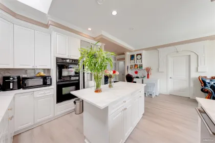 Swimming Pool Photo of 5211 Woodwards Road, Richmond, BC