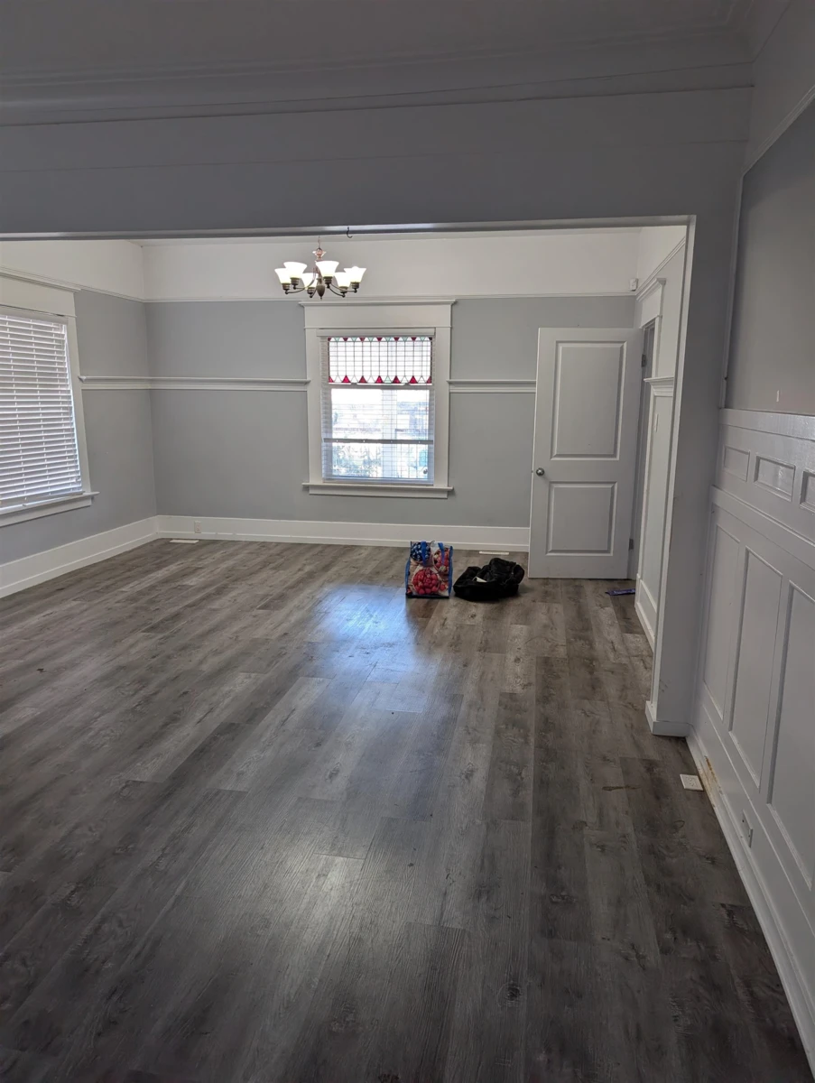 Dining Area Photo of 45360 Hodgins Avenue, Chilliwack, BC