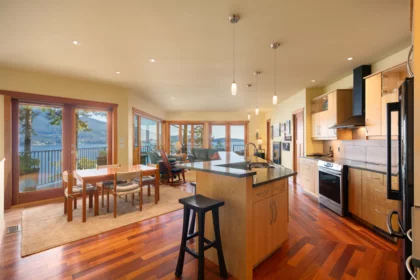 Loft / Bonus Room Photo of 673 Cliff Road, Bowen Island, BC