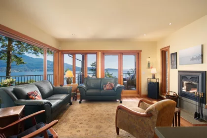 Primary Bedroom Photo of 673 Cliff Road, Bowen Island, BC