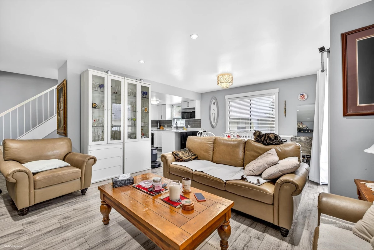 Family Room Photo of 205 7139 133a Street, Surrey, BC
