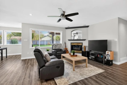Hallway Photo of 21454 48a Avenue, Langley, BC