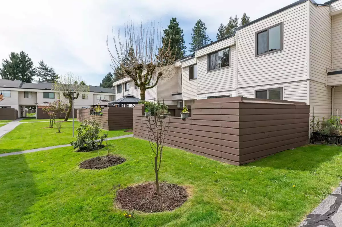 Family Room Photo of 77 14129 104 Avenue, Surrey, BC