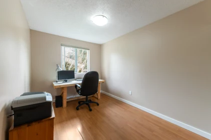 Mudroom Photo of 77 14129 104 Avenue, Surrey, BC