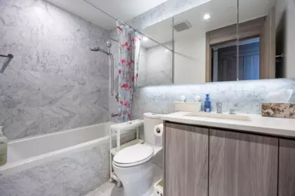 Walk-In Closet Photo of 4309 4730 Lougheed Highway, Burnaby, BC