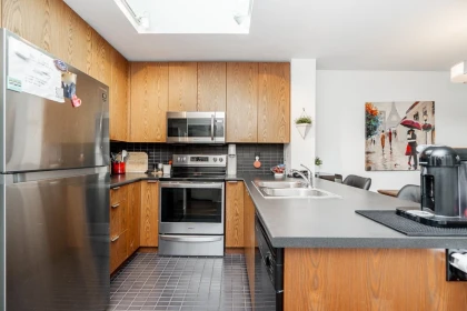 Kitchen Photo of 502 2036 W 10th Avenue, Vancouver, BC