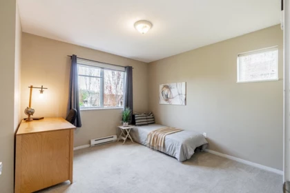 Entry Foyer Photo of 10 15175 62a Avenue, Surrey, BC