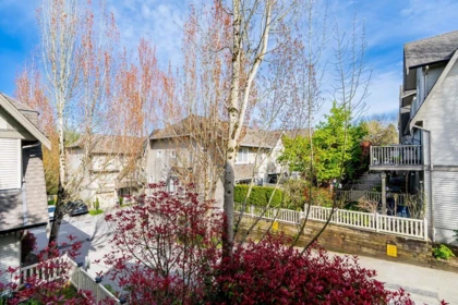 Powder Room Photo of 10 15175 62a Avenue, Surrey, BC
