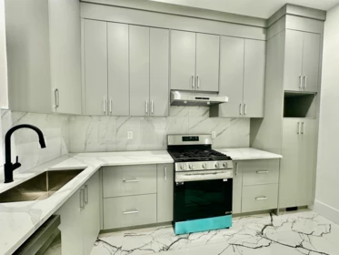 Laundry Room Photo of 12352 96 Avenue, Surrey, BC