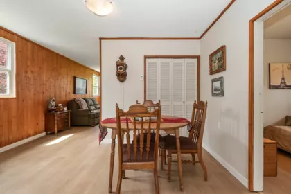 Kitchen Island Photo of 46308 Velma Avenue, Chilliwack, BC