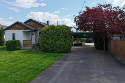 Swimming Pool Photo of 46308 Velma Avenue, Chilliwack, BC