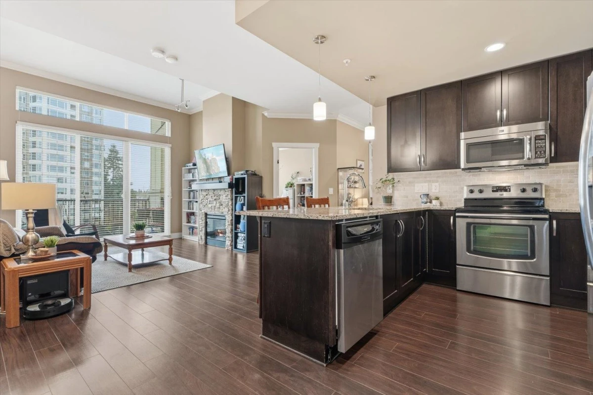 Living Room Photo of 402 3192 Gladwin Road, Abbotsford, BC