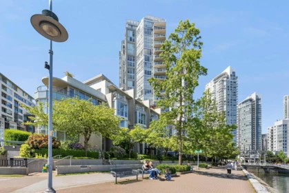 Fitness Center Photo Near 1201 1228 Marinaside Crescent, Vancouver, BC