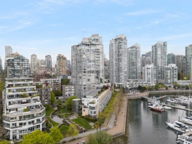 Outdoor Deck Photo of 1201 1228 Marinaside Crescent, Vancouver, BC