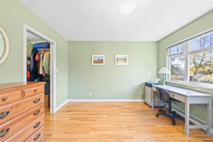 Entry Foyer Photo of 2925 W 21st Avenue, Vancouver, BC