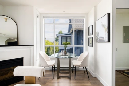 Kitchen Island Photo of 206 2190 W 5th Avenue, Vancouver, BC
