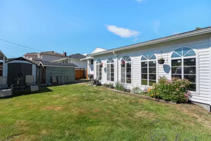 4194 Cherrywood Crescent, Burnaby, BC, Burnaby — Single Family Residence for sale