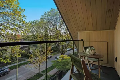 Hot Tub / Spa Photo of 1 2935 W 15th Avenue, Vancouver, BC