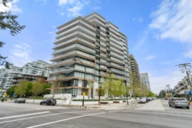 305 1439 George Street, White Rock, BC
